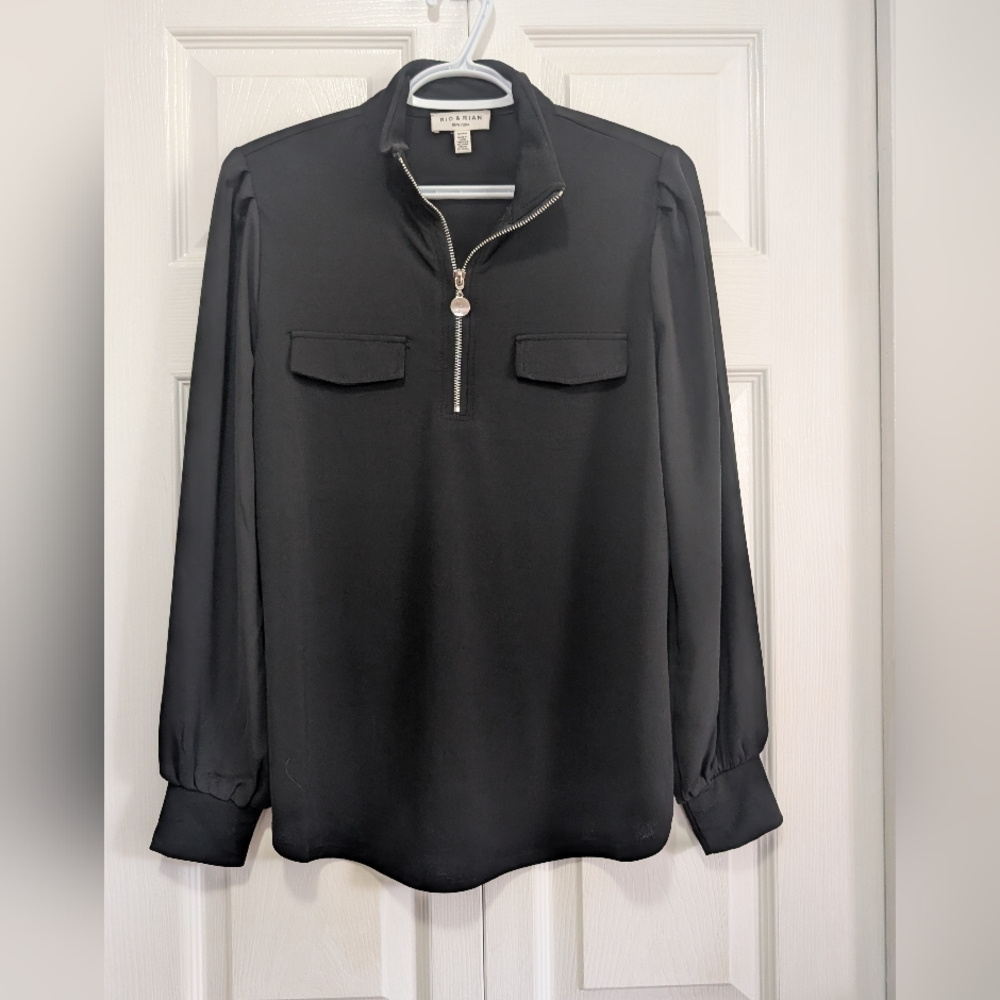 Black Classy Quarter-Zip Blouse